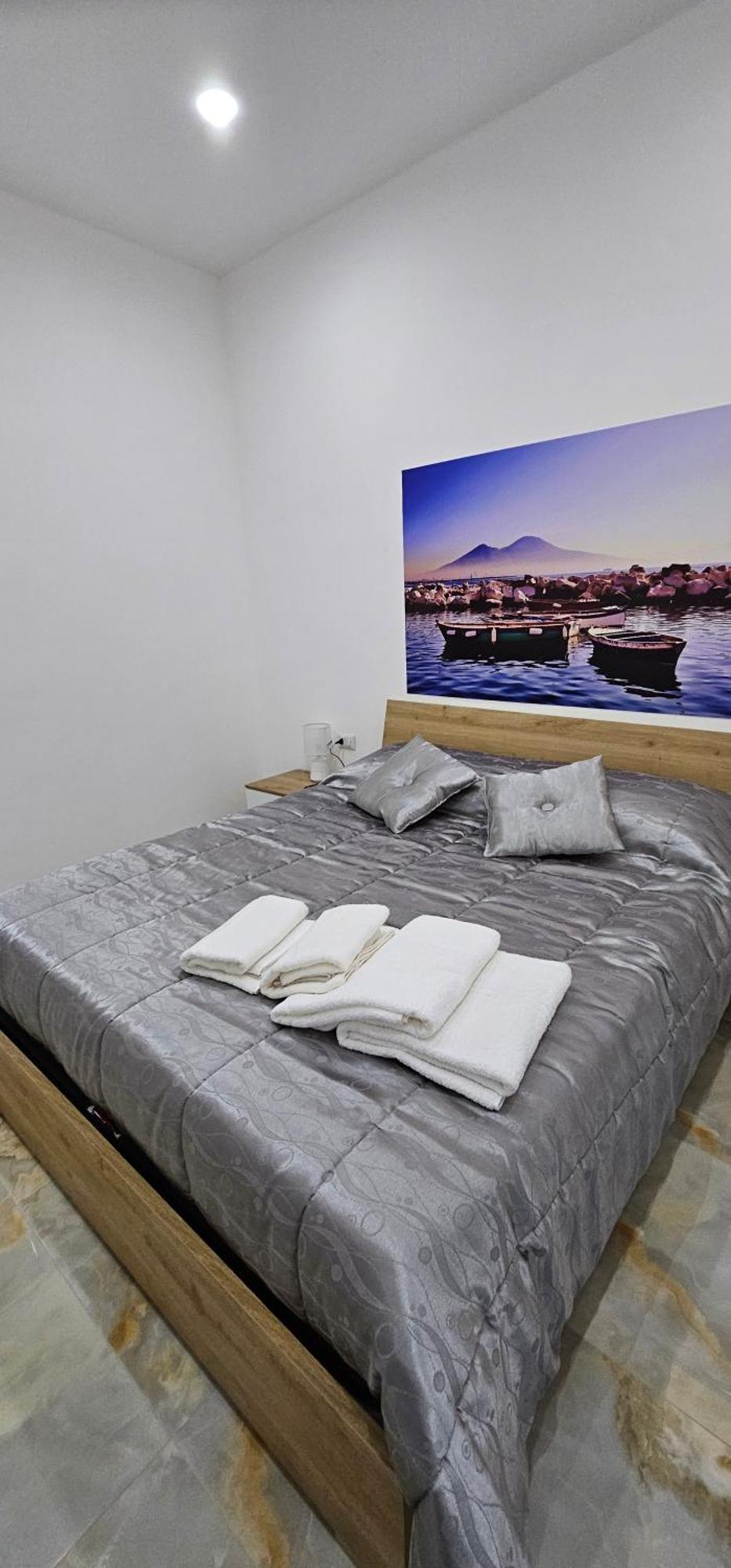 Da Tonino Luxury Apartments Napoli Esterno foto